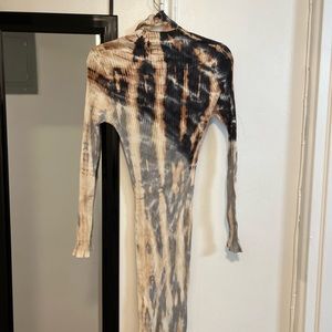 Tie-Dye Midi Mock-neck Dress